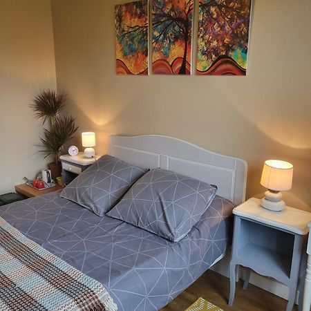 Chambre D'Hote Woody Chef-Boutonne Exteriör bild